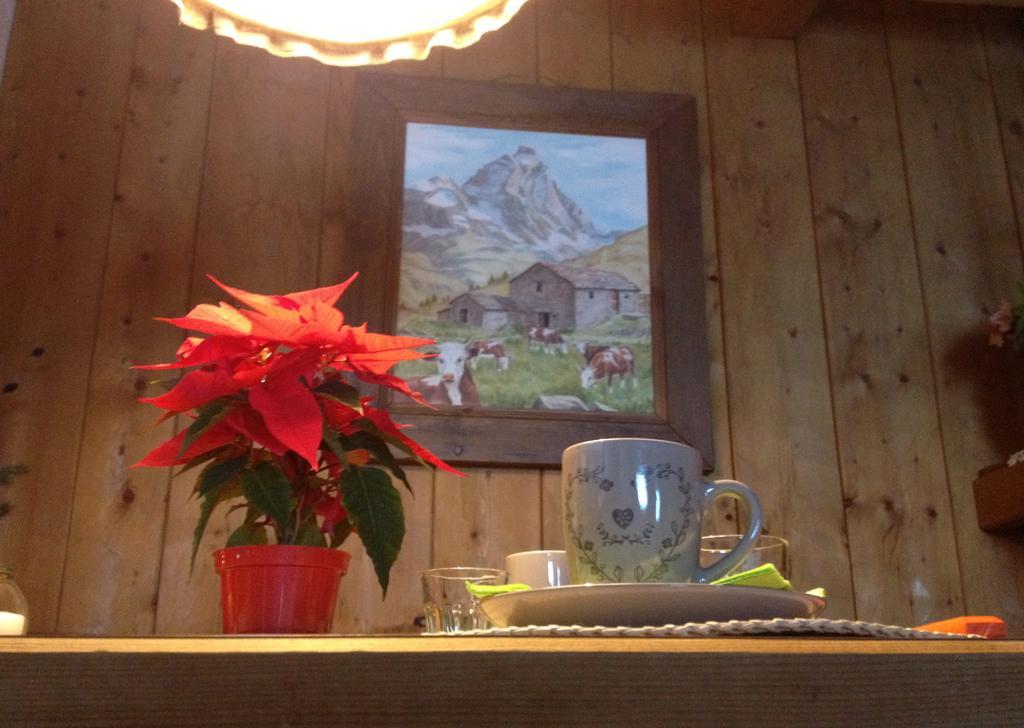 Hotel Meuble Gorret Breuil-Cervinia Zewnętrze zdjęcie